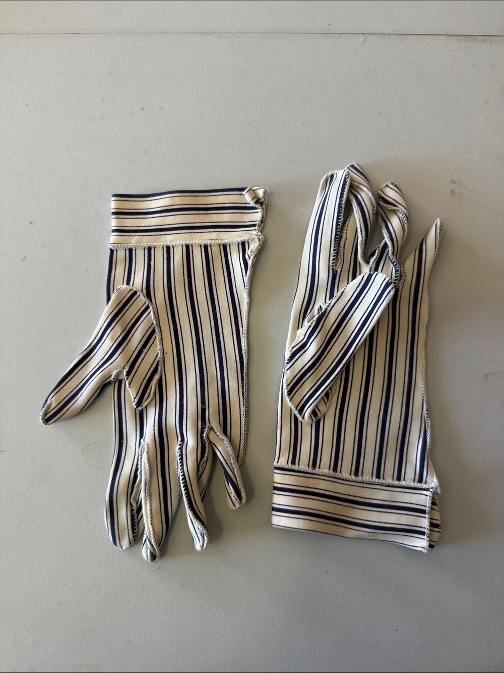 Vintage Striped Navy and White Cotton Gloves